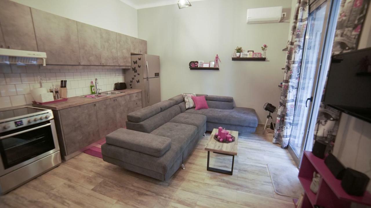 D16-Cosy Downtown Apartment Athen Exterior foto