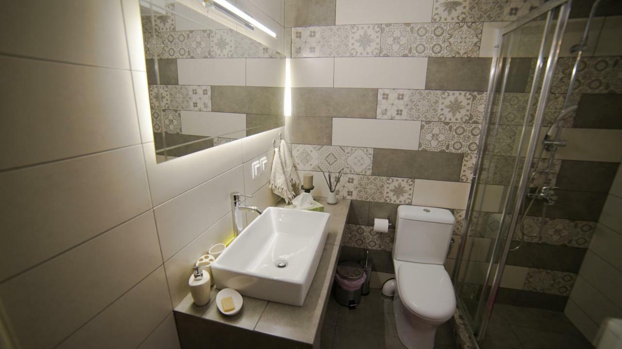 D16-Cosy Downtown Apartment Athen Exterior foto