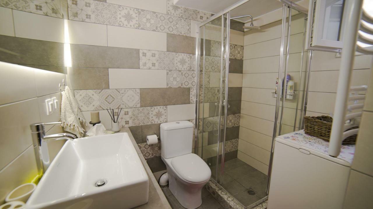 D16-Cosy Downtown Apartment Athen Exterior foto